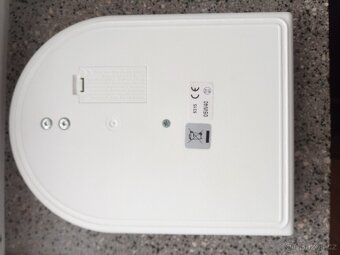 Prodám digitální kuchyňskou váhu EKS - 2