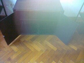 komoda z masivního dřeva - 2