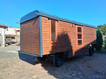 Prodám Maringotku Klasika Oblá střecha 7 metru - 2