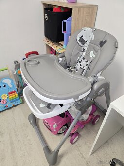 Dětská jídelní židlička - 2