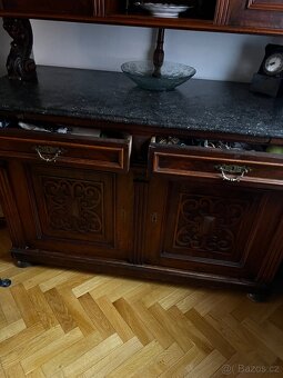 Starožitný příborník - 2