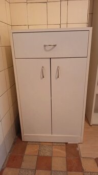 Koupelnové skříňky - 2