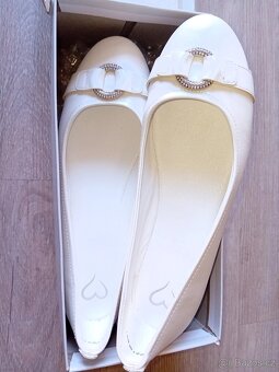 Bílé baleríny vel.40 - 2