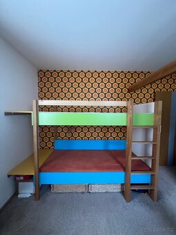 Dvoupatrová masivní dřevěná postel, na zakázku - 2