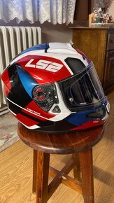 Prodám moto přilbu LS2 (S) - 2