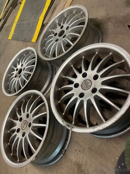 ALU R17 5x120 - 2
