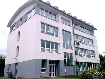 Pronájem kanceláří Jihlava se zasedací místností 380m2 Pávo - 2