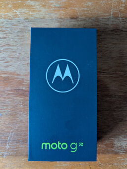 Prodám novou Motorola G32 6GB/128GB Mineral Grey - 2