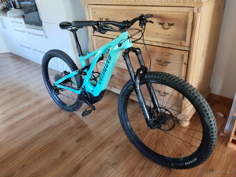 Specialized Turbo Levo model 2023 baterie 700w - 2