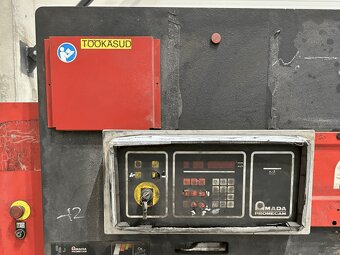 Tabulové nůžky AMADA Promecam GS 1230, z roku 2003. - 2
