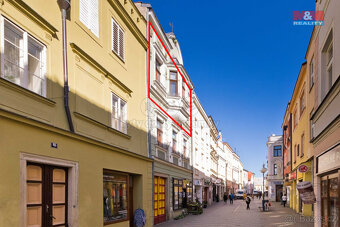 Prodej bytu 3+kk, 86 m², Jindřichův Hradec, ul. Panská - 2