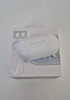 Samsung Galaxy Buds bezdrátová sluchátka, Bílá - 2