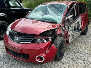 Náhradní díly z Nissan Note E11 - 2