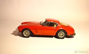 Prodám model Ferrari 250 GT SWB CMC 1:18 - 2