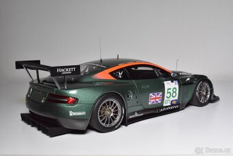 Aston Martin DBR9 1:18 AutoArt - 2