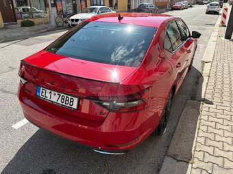 Škoda Superb iV Sportline, plug-in hybrid,top stav - 2