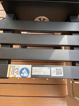 Grill na dřevěné uhlí - 2