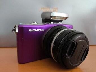 Olympus E-PM1 s objektivem 7artisans 25mm/F1.8, nová baterie - 2