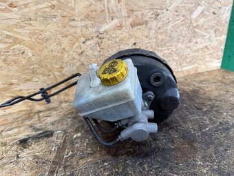 POSILOVAČ BRZD JAGUAR XF 8X23-28195-AB - 2