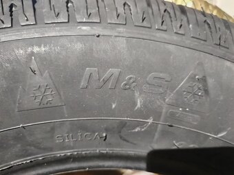 Zimní Pneu: Dodávky -(Mercedes Sprinter) 235/65/16C - 2