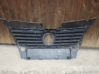 Přední maska Passat B6 - 2