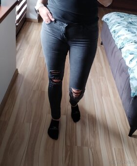 Šedé dámské rifle džíny Levis 710 s trháním 27/32 - 2