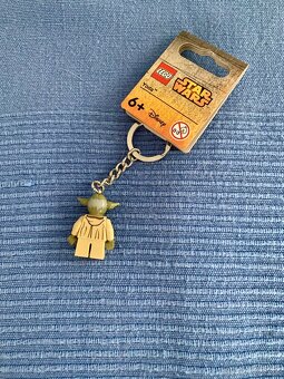 Lego Star Wars klíčenka (Yoda) - 2