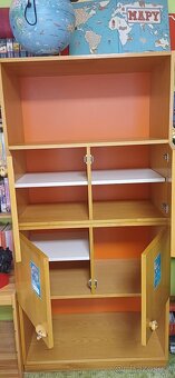 daruji dětskou nábytkovou stěnu - 2