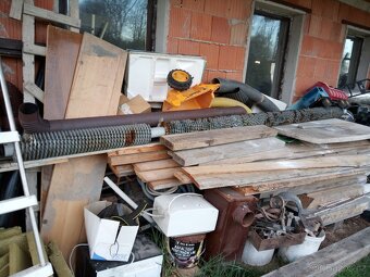 Prodám dílenský radiátory 1x 2m a 1x 4m - 2