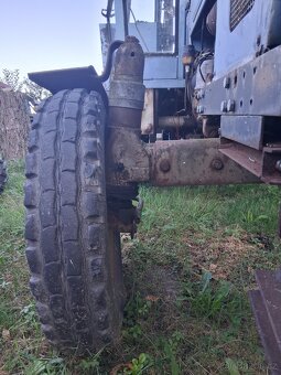 Přední náprava na Zetor 5611 - 2