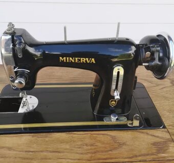 Šicí stroj Minerva - 2