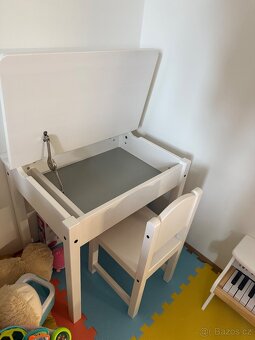 IKEA stoleček s židlí - 2