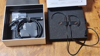 Prodám sluchátka Bang&Olufsen EARSET - 2
