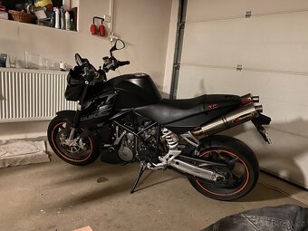 Ktm 990 SuperDuke - 2