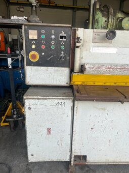 191. Tabulové nůžky NTC 2500/4 - 2