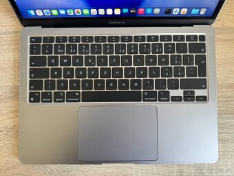 Apple MacBook Air M1 (8 GB / 256 GB) - 2