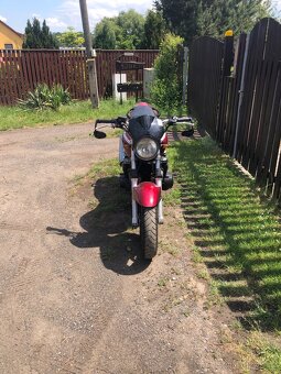 Kawasaki ZR-7 - 2