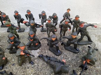 Retro figurky vojáčků - 2