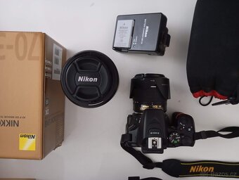 Fotoaparát NIKON D5600 + příslušenství - 2
