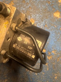 Jednotka ABS 476604X00E Nissan - 2