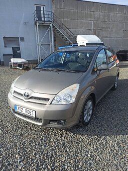 Toyota Corolla Verso 2.0 D4D, pravidelný servis, nová STK - 2