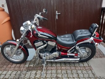 Suzuki VS 1400 Intruder - 2