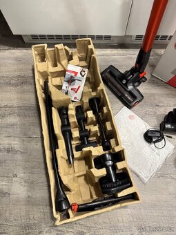 Tyčový vysavač Hoover H-FREE 200 HF222AXL 011 - 2