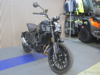 CFMOTO 700CL-X Heritage (černá) - 2