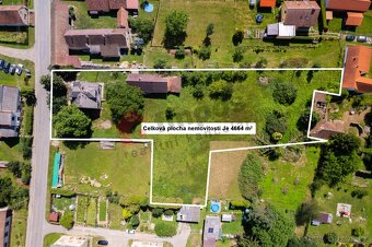 Rodinný dům 225 m2 s dílnou 99 m2 , se zahradou - stavebním - 2