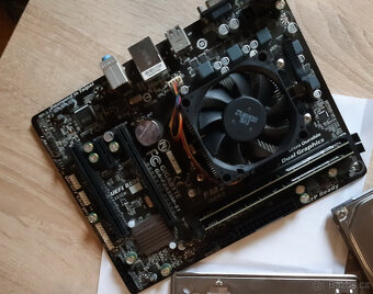 Gigabyte F2A55M-S1 + Cpu AMD + HDD 500GB + paměť 16GB - 2