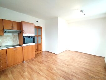 Pronájem bytu 2+kk / 40m, Hlučín, ul. P.Bezruče - 2