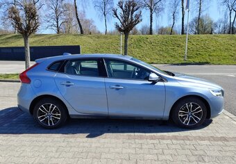 Volvo V40 D2 Drive-E Momentum - 2