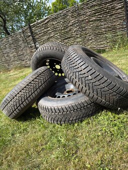 Zimní pneumatiky Dunlop 195/65/15 - 2