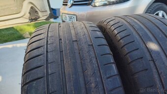 4x 225/40r18 cena za vsechny - 2